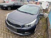 Gebraucht Kia Ceed 128 PS (94 kW) 2015 Silber Kleinwagen