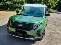 Gebraucht Ford Tourneo Courier Active 125 PS (91 kW) 2024 Grün Van / Kleinbus
