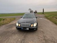 Gebraucht Mercedes E270 177 PS (130 kW) 2005 Schwarz Limousine