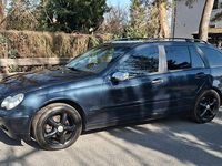 Gebraucht Mercedes C320 Classic 218 PS (160 kW) 2003 Schwarz Kombi