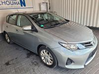 Gebraucht Toyota Auris Cool 99 PS (72 kW) 2012 Silber Limousine