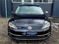 Gebraucht VW Golf VII IQ Drive 131 PS (96 kW) 2019 Deep black perleffekt (metallic) Limousine