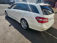 Gebraucht Mercedes E500 408 PS (300 kW) 2011 Weiß Kombi