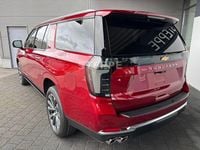 Neu Chevrolet Suburban 426 PS (313 kW) 2025 Schwarz SUV