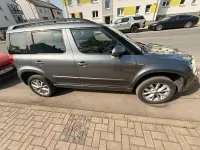 Gebraucht Skoda Yeti 110 PS (80 kW) 2017 Grau SUV