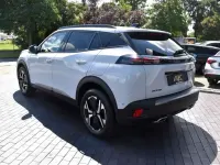 Gebraucht Peugeot 2008 Allure 131 PS (96 kW) 2024 Okenit weiß (metallic) SUV