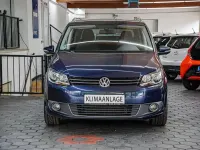 Gebraucht VW Touran 105 PS (77 kW) 2011 Night blue Van / Kleinbus