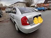Gebraucht Hyundai Accent 97 PS (71 kW) 2009 Grau Limousine