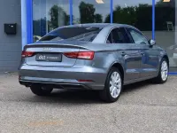 Gebraucht Audi A3 Sport 116 PS (85 kW) 2017 Grau Limousine