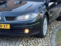 Gebraucht Renault Laguna GrandTour 207 PS (152 kW) 2005 Grün Kombi