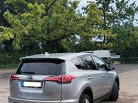 Gebraucht Toyota RAV4 Hybrid Team 197 PS (144 kW) 2018 Silber SUV