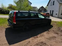 Używany Volvo V70 140 KM (102 kW) 2004 Czarny Kombi