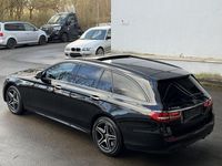 Gebraucht Mercedes E300 AMG 306 PS (225 kW) 2022 Schwarz Limousine