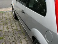 Gebraucht Ford Fiesta 70 PS (51 kW) 2004 Silber Kleinwagen