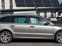 Gebraucht Skoda Superb 140 PS (102 kW) 2012 Beige Kombi