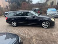 Gebraucht Mercedes E250 Avantgarde 204 PS (150 kW) 2010 Schwarz Kombi