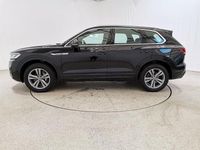 Gebraucht VW Touareg R-line 286 PS (210 kW) 2021 Deep black perleffekt SUV