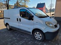 Gebraucht Renault Trafic 114 PS (83 kW) 2012 Weiß Van / Kleinbus