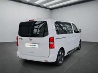 Gebraucht Opel Zafira Life 177 PS (130 kW) 2023 Weiß Van / Kleinbus