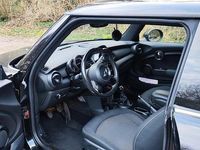 Second-hand Mini ONE 102 CP (75 kW) 2015 Negru Hatchback