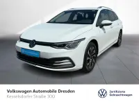 Gebraucht VW Golf VIII Active 131 PS (96 kW) 2023 Pure white Kombi