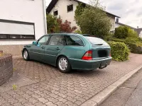 Gebraucht Mercedes C240 Elegance 170 PS (125 kW) 1998 Grün Kombi