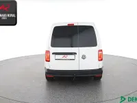 Używany VW Caddy 131 KM (96 kW) 2020 Biały Minivan