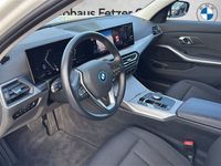 Gebraucht BMW 320 163 PS (119 kW) 2022 Weiß Limousine