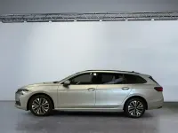 Używany Skoda Superb Selection 150 KM (110 kW) 2025 Srebrny Kombi