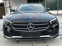 Gebraucht Mercedes E300 194 PS (142 kW) 2020 Schwarz Limousine