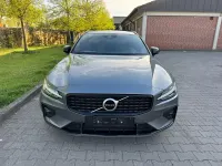 Usata Volvo V60 R-Design 190 CV (139 kW) 2020 Grigio Station wagon