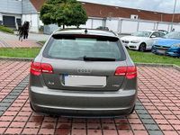 Gebraucht Audi A3 Ambiente 125 PS (91 kW) 2011 Braun Kleinwagen