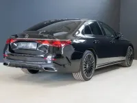Gebraucht Mercedes E300 AMG 313 PS (230 kW) 2024 Obsidianschwarz metallic Limousine