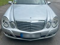 Gebraucht Mercedes E200 186 PS (136 kW) 2007 Grau Limousine