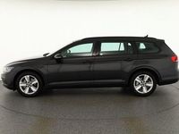 Gebraucht VW Passat 150 PS (110 kW) 2022 Grau Kombi
