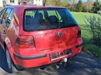Second-hand VW Golf IV 101 CP (74 kW) 2002 Roșu Berlinǎ