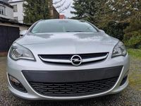 Second-hand Opel Astra 165 CP (121 kW) 2014 Argintiu Break