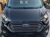 Gebraucht Ford Tourneo Titanium 185 PS (136 kW) 2021 Schwarz Van / Kleinbus