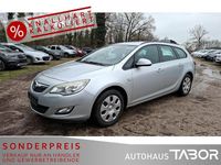 Gebraucht Opel Astra Selection 95 PS (69 kW) 2011 Argon silber/ice silver (m2) Kombi