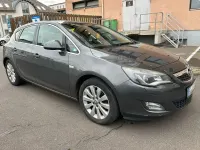 Usata Opel Astra 125 CV (91 kW) 2011 Grigio Berlina