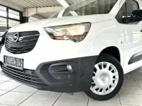 Gebraucht Opel Combo 131 PS (96 kW) 2022 Weiß Van / Kleinbus