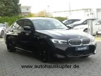 Gebraucht BMW 320 Performance 184 PS (135 kW) 2024 Saphirschwarz Limousine