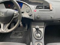 Gebraucht Honda Civic 100 PS (73 kW) 2010 Silber Limousine