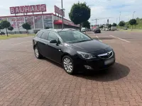 Gebraucht Opel Astra 160 PS (117 kW) 2010 Schwarz Kombi