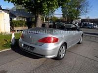 Gebraucht Peugeot 307 CC 136 PS (100 kW) 2004 Silber metallic Cabrio