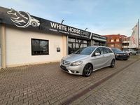 Gebraucht Mercedes B180 165 PS (121 kW) 2014 Silber Van / Kleinbus