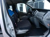 Gebraucht Opel Vivaro 145 PS (106 kW) 2007 Silber Van / Kleinbus