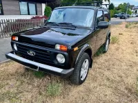 Gebraucht Lada niva 83 PS (61 kW) 2021 Schwarz SUV