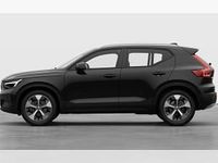Neu Volvo XC40 Core 163 PS (119 kW) 2026 Schwarz (onyx black / metallic) SUV