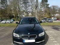 Gebraucht BMW 320 184 PS (135 kW) 2011 Schwarz Coupé